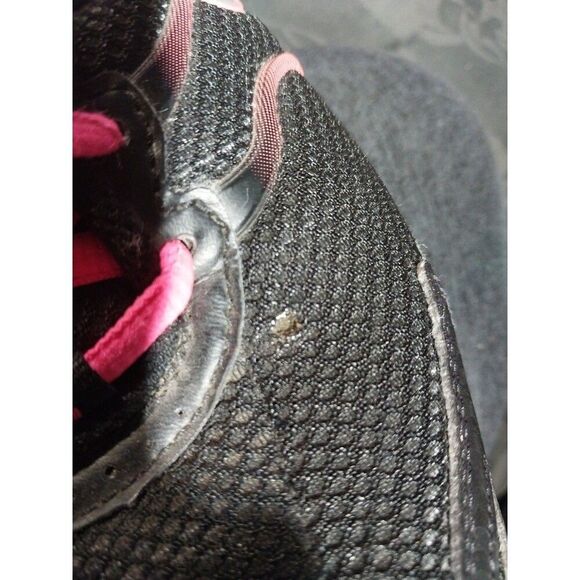 Nike Air Max  Woman’s Shoes Torch 4 Running Black Pink Sneakers SZ 9 US - Picture 12 of 13